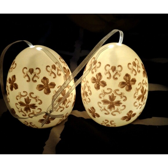 Valerie Parr Hill Gold & White 2 Timed Illumination 3.5" Damask Porcelain Eggs - Picture 3 of 8
